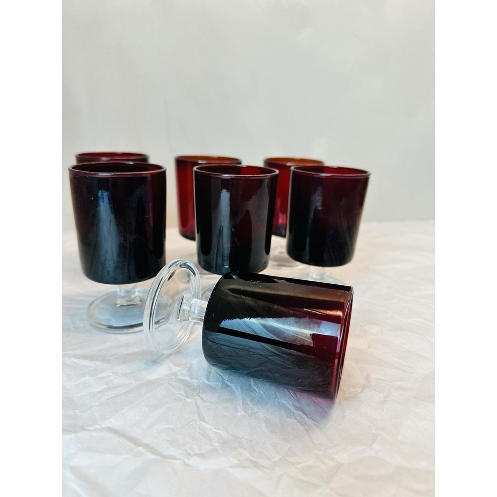MCM Ruby Red Lumicarc France Cavalier Liqeuer glass clear pedestal base s/7 3.75